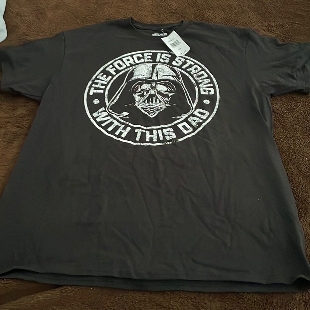 ⭐️Men’s Star Wars Darth Vader t-shirt size L
